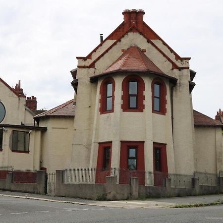 Victoria House Hotel Barrow-in-Furness Exterior foto